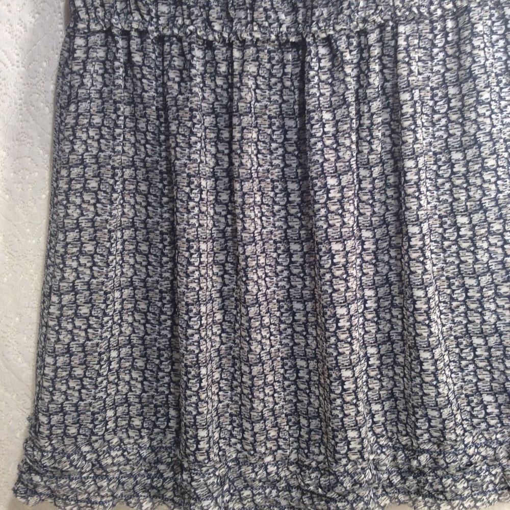 Max Edition Ruffled Skirt - Picture 4 of 8